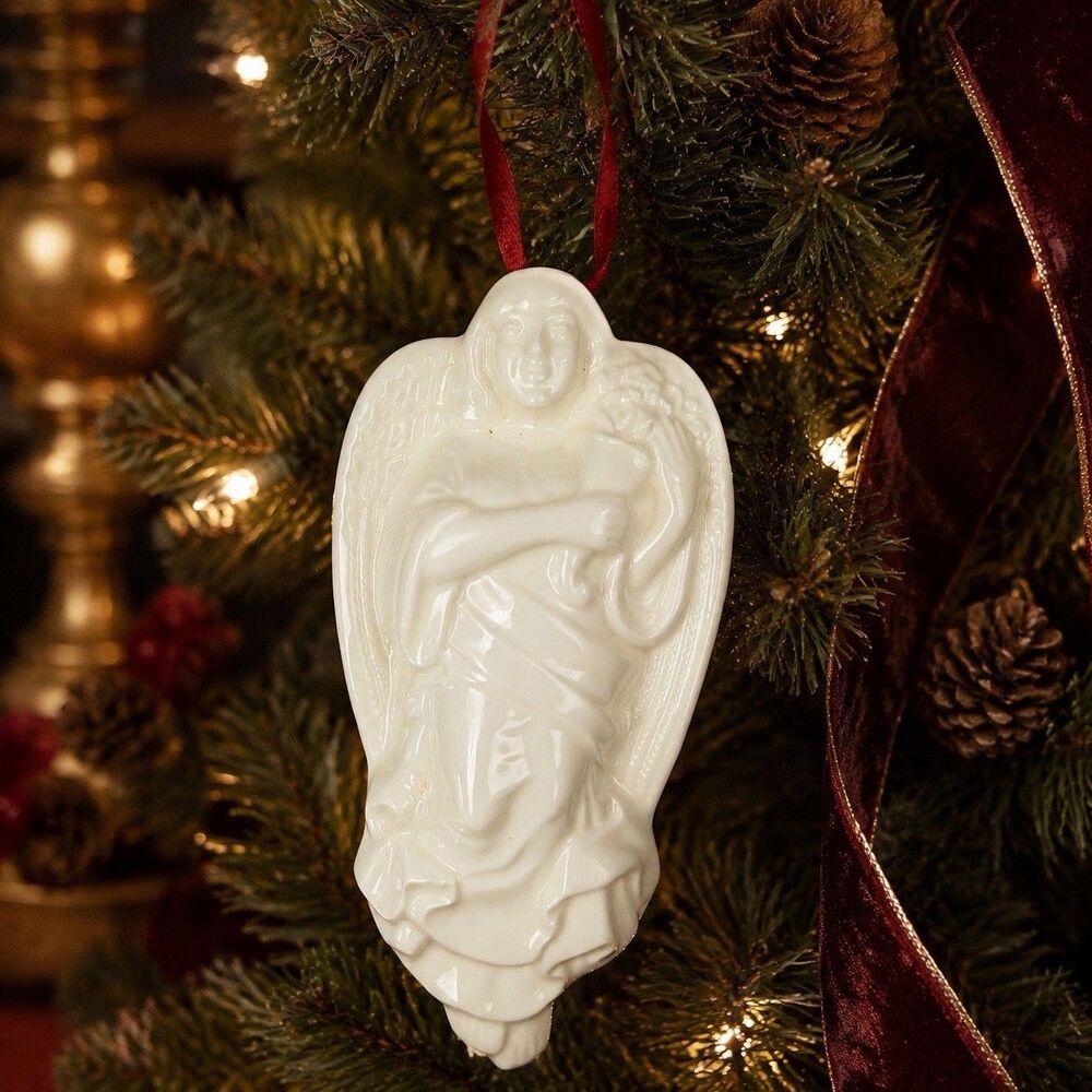 Vintage 1998 Pfaltzgraff Angel Playing Harp Porcelain Ornament White 5.25”